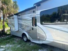 2018 Winnebago Cambria 30J, $ 64,800