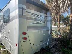 2018 Winnebago Cambria 30J, $ 64,800