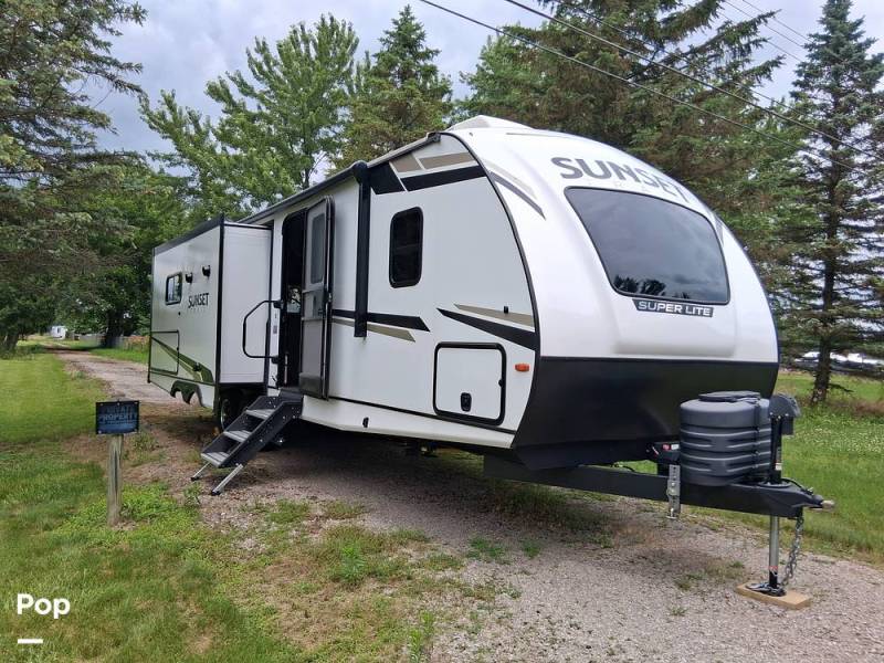 2024 CrossRoads Sunset Trail 285CK, $ 35,900