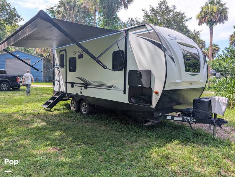 2022 Palomino SolAire 208SS, $ 22,000