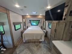2022 Palomino SolAire 208SS, $ 22,000