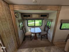 2022 Palomino SolAire 208SS, $ 22,000