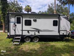 2022 Palomino SolAire 208SS, $ 22,000