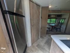 2022 Palomino SolAire 208SS, $ 22,000