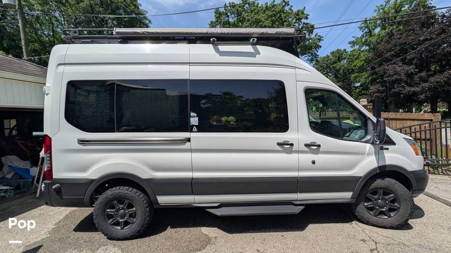 2017 Ford Transit 350 XL 148WB 4WD, $ 95,000