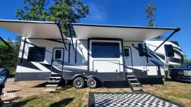 2021 Dutchmen Voltage 3845, $ 66,700