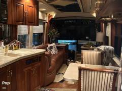 2000 Prevost H3-45 Royale, $ 250,000
