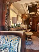 2000 Prevost H3-45 Royale, $ 250,000