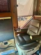 2000 Prevost H3-45 Royale, $ 250,000