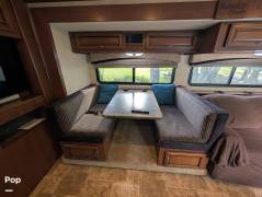 2011 Fleetwood Bounder Classic 36R, $ 39,350