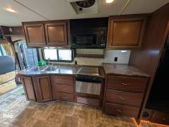 2011 Fleetwood Bounder Classic 36R, $ 39,350