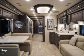 2023 Thor Motor Coach Aria 4000, $ 255,000
