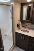 2023 Thor Motor Coach Aria 4000, $ 255,000