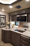 2023 Thor Motor Coach Aria 4000, $ 255,000