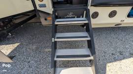 2019 Jayco North Point 385THWS, $ 41,900