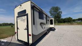 2019 Jayco North Point 385THWS, $ 41,900