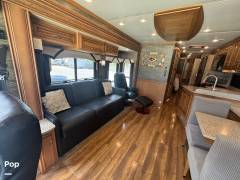 2015 Newmar Ventana 3635, $ 111,000