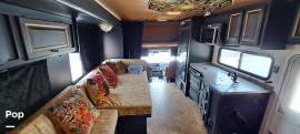 2008 Gulf Stream SuperNova 6400- Grand Hotel, $ 79,000