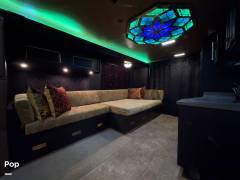 2008 Gulf Stream SuperNova 6400- Grand Hotel, $ 79,000