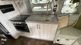 2024 Airstream International 28RB, $ 115,000