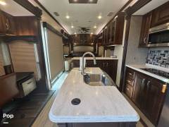 2017 Jayco Designer 39RE, $ 53,900