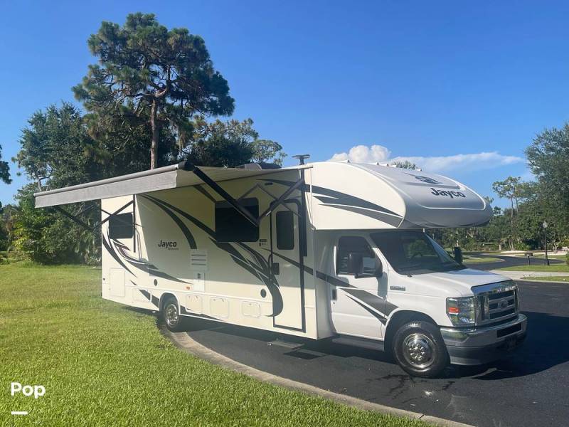 2021 Jayco Redhawk 31F, $ 71,000