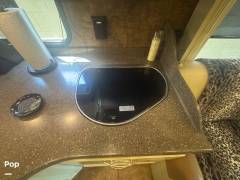 2011 Tiffin Allegro Breeze 32BR, $ 64,850