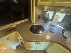 2011 Tiffin Allegro Breeze 32BR, $ 64,850