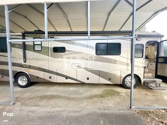 2005 Fleetwood Discovery 39S, $ 58,500