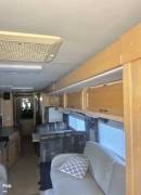 2005 Fleetwood Discovery 39S, $ 58,500