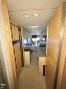 2005 Fleetwood Discovery 39S, $ 58,500