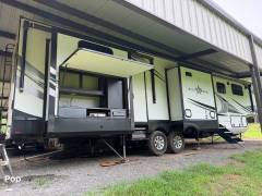 2022 Highland Ridge Silverstar 395BHS, $ 58,900
