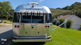 2018 Airstream Classic 30RB, $ 87,300