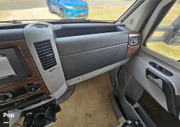 2014 Winnebago View 24J, $ 55,500