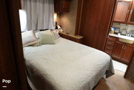 2016 Fleetwood Storm 35SK, $ 60,000