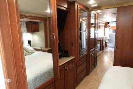 2016 Fleetwood Storm 35SK, $ 60,000