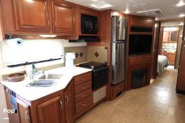 2016 Fleetwood Storm 35SK, $ 60,000
