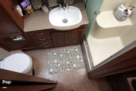 2016 Fleetwood Storm 35SK, $ 60,000
