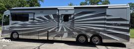 2016 Winnebago Grand Tour 42HL, $ 199,900