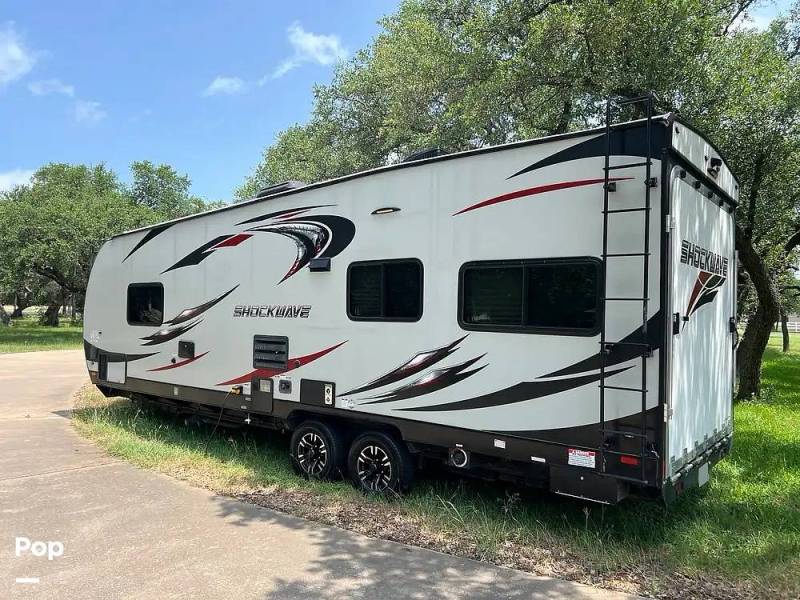 2018 Forest River Shockwave 24RQMX, $ 22,900