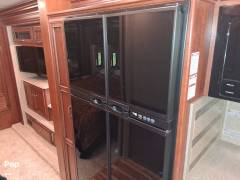 2016 Newmar Ventana LE 3436, $ 135,000