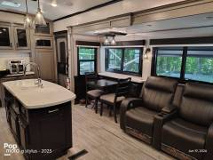 2022 Jayco Pinnacle 36SSWS, $ 54,500