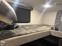 2025 Shasta Phoenix Lite 274BH, $ 54,000