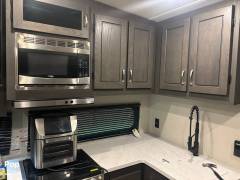 2025 Shasta Phoenix Lite 274BH, $ 54,000