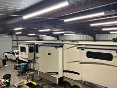 2019 Keystone Montana 3761FL, $ 59,000