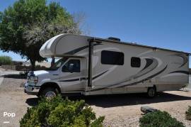 2016 Thor Motor Coach Chateau 31W, $ 44,450