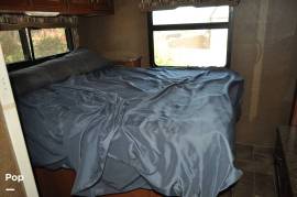 2016 Thor Motor Coach Chateau 31W, $ 44,450