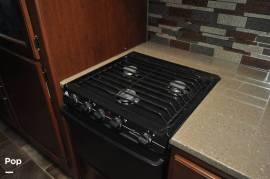 2016 Thor Motor Coach Chateau 31W, $ 44,450