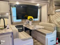 2021 Thor Motor Coach Four Winds 28Z, $ 65,000