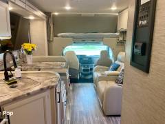 2021 Thor Motor Coach Four Winds 28Z, $ 65,000